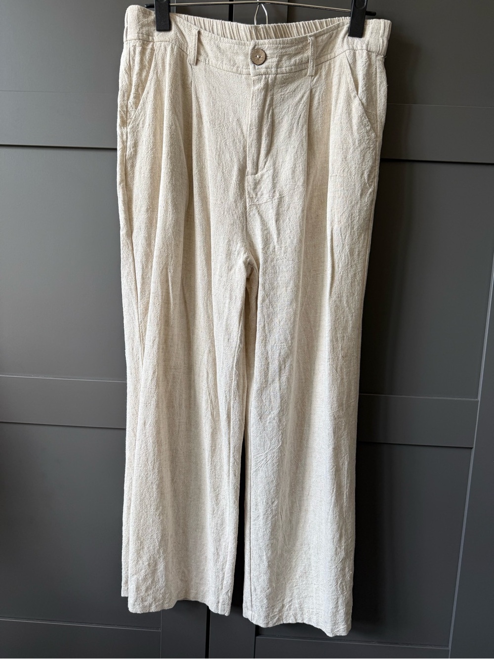 Cream Wide-Leg Textured linen cropped Pants L. Front pockets